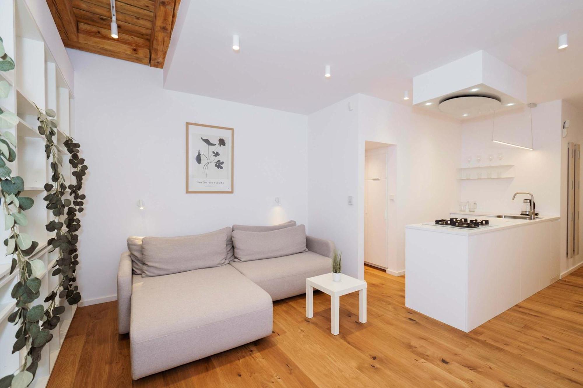 Minimalist Scandi - Cozy & Stylish * Bratislava